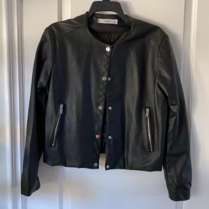 Black Leather Jacket 2