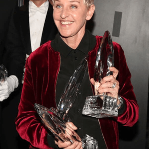 Ellen Degeneres 43rd Peoples Choice Awards Love Jacket