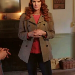 Mysteries Decoded S03 Jennifer Marshall Grey Coat