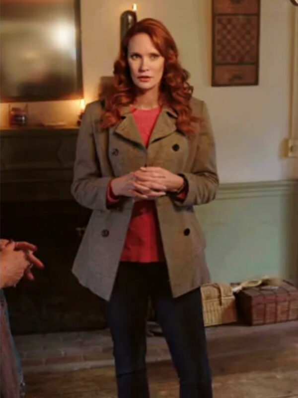 Mysteries Decoded S03 Jennifer Marshall Grey Coat